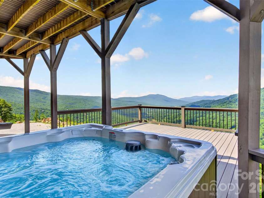 25 Forest Drive, Marion, NC 28752.  MLS# CAR4393492, YatesRealty ID 35484. 