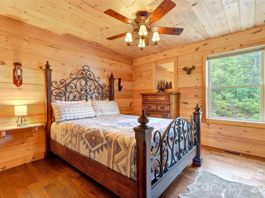 25 Forest Drive, Marion, NC 28752.  MLS# CAR4393492, YatesRealty ID 35484. 