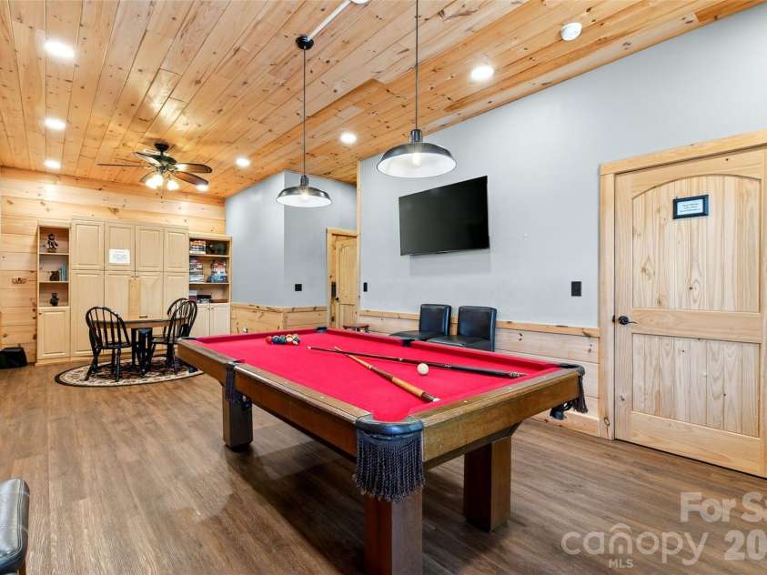 25 Forest Drive, Marion, NC 28752.  MLS# CAR4393492, YatesRealty ID 35484. 