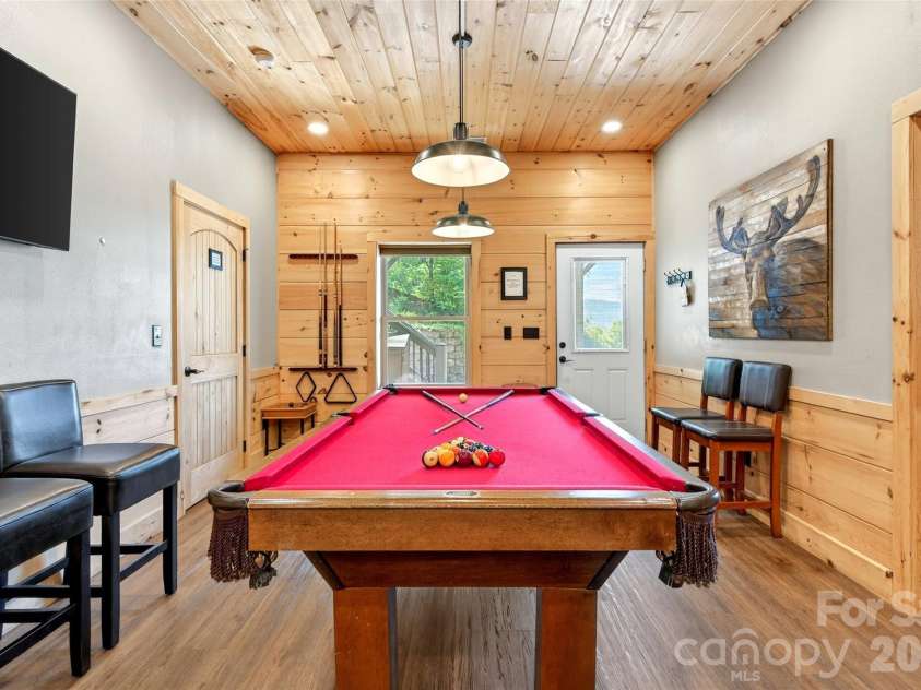 25 Forest Drive, Marion, NC 28752.  MLS# CAR4393492, YatesRealty ID 35484. 