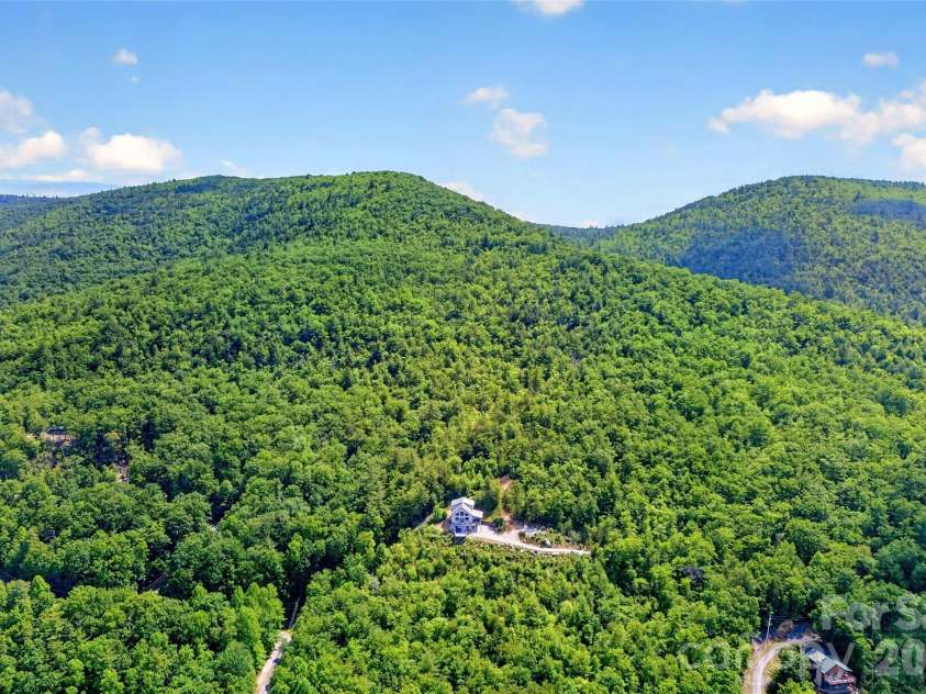 25 Forest Drive, Marion, NC 28752.  MLS# CAR4393492, YatesRealty ID 35484. 