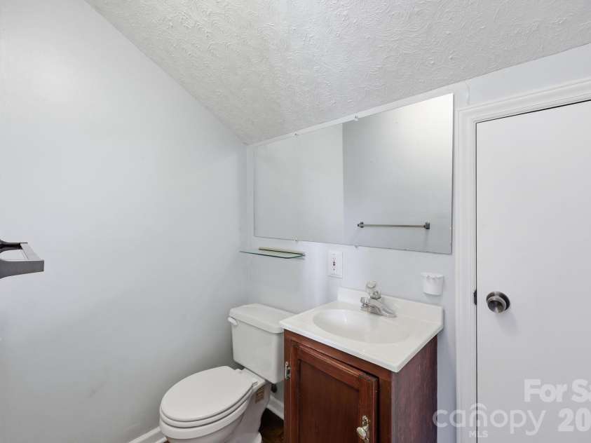 4650 NC 801 Highway, Woodleaf, NC 27054.  MLS# CAR4399692, YatesRealty ID 35485. Half bath in bonus room