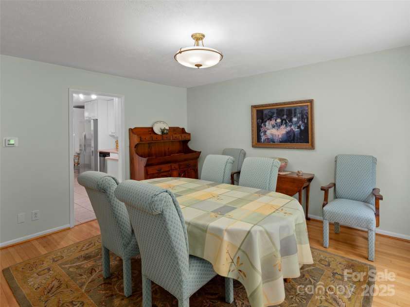 102 Crowfields Drive, Asheville, NC 28803.  MLS# CAR4294442, YatesRealty ID 35487. 