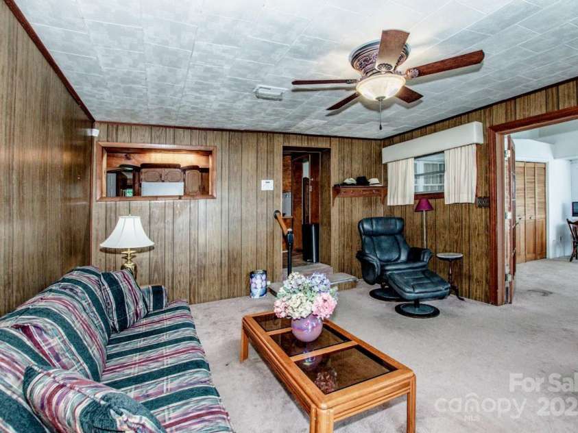 155 Parkertown Road, Mooresville, NC 28115.  MLS# CAR4295452, YatesRealty ID 35488. 