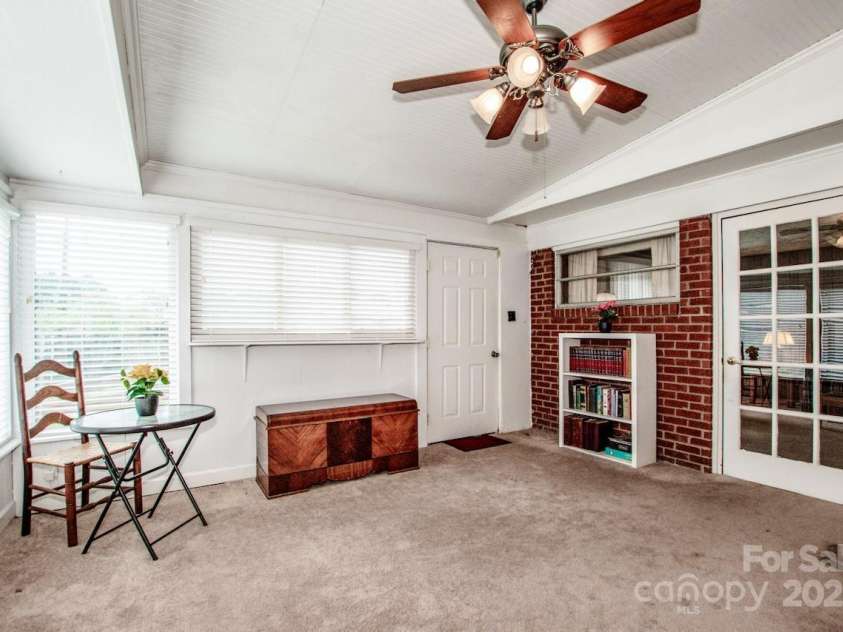 155 Parkertown Road, Mooresville, NC 28115.  MLS# CAR4295452, YatesRealty ID 35488. 