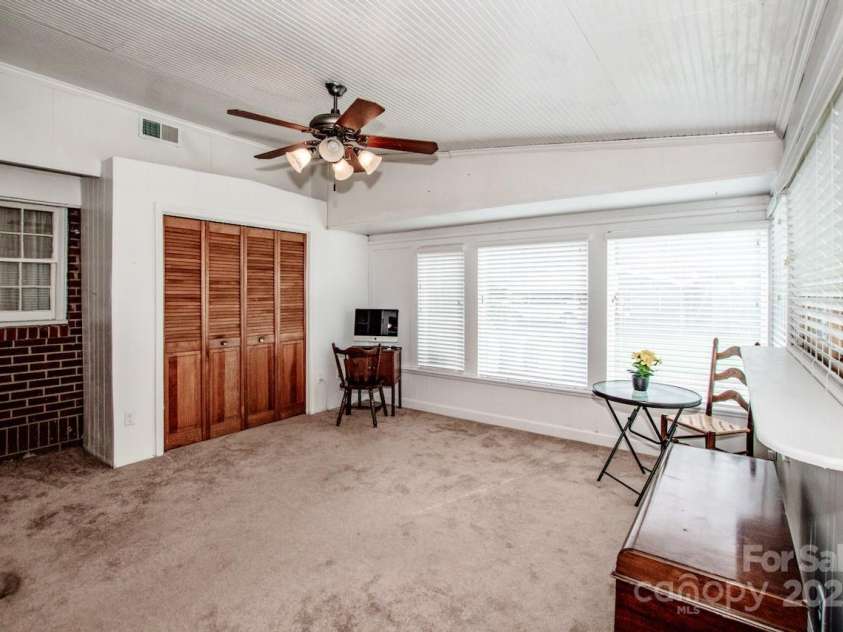155 Parkertown Road, Mooresville, NC 28115.  MLS# CAR4295452, YatesRealty ID 35488. 