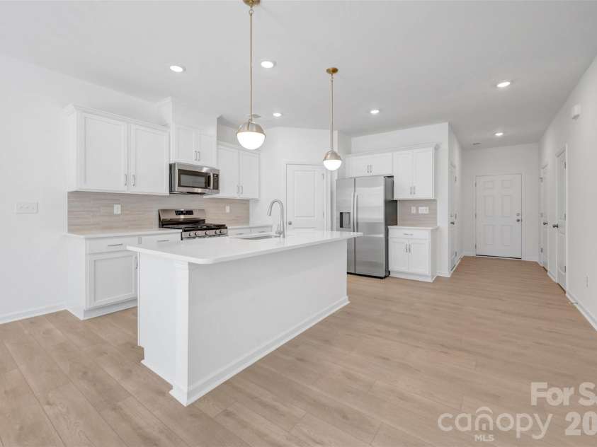 781 Kitfox Drive, Concord, NC 28027.  MLS# CAR4391069, YatesRealty ID 35489. Kitchen