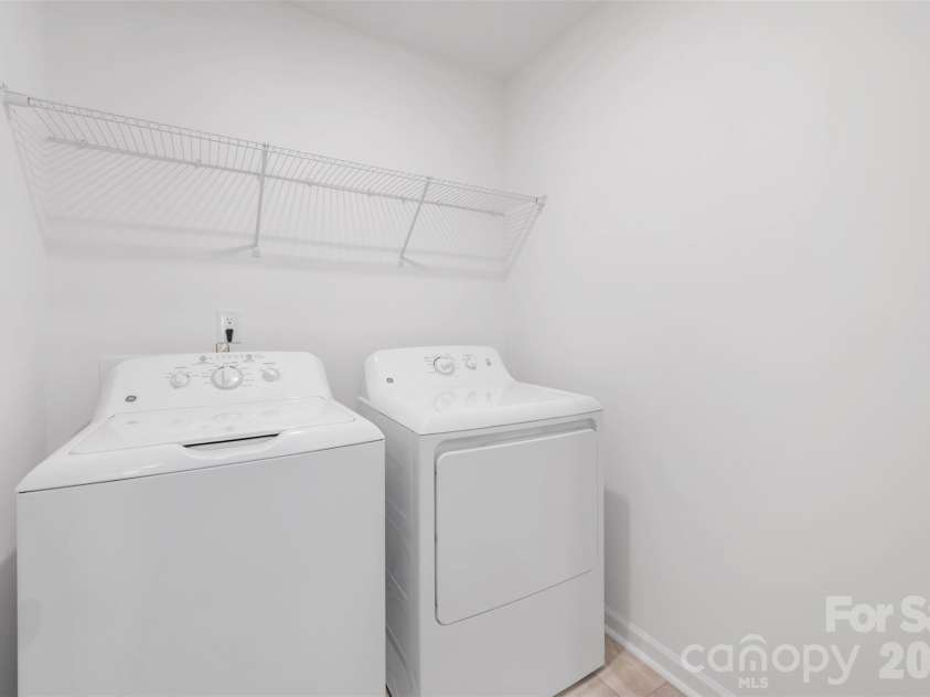 781 Kitfox Drive, Concord, NC 28027.  MLS# CAR4391069, YatesRealty ID 35489. Laundry