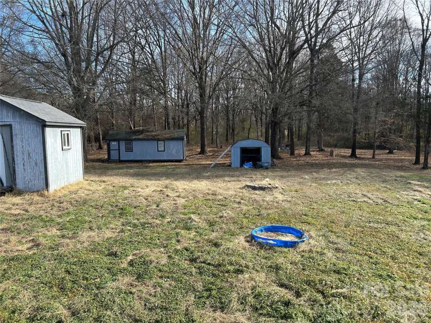 195 Cimmaron Circle, Kannapolis, NC 28081.  MLS# CAR4338517, YatesRealty ID 3549. 