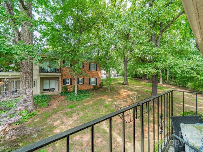 5927 Quail Hollow Road, Charlotte, NC 28210.  MLS# CAR4260854, YatesRealty ID 3549. 