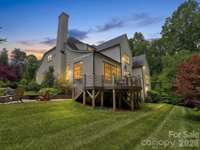 10530 Sweetleaf Place, Charlotte, NC 28278.  MLS# CAR4399864, YatesRealty ID 35490. Lovely from every angle.