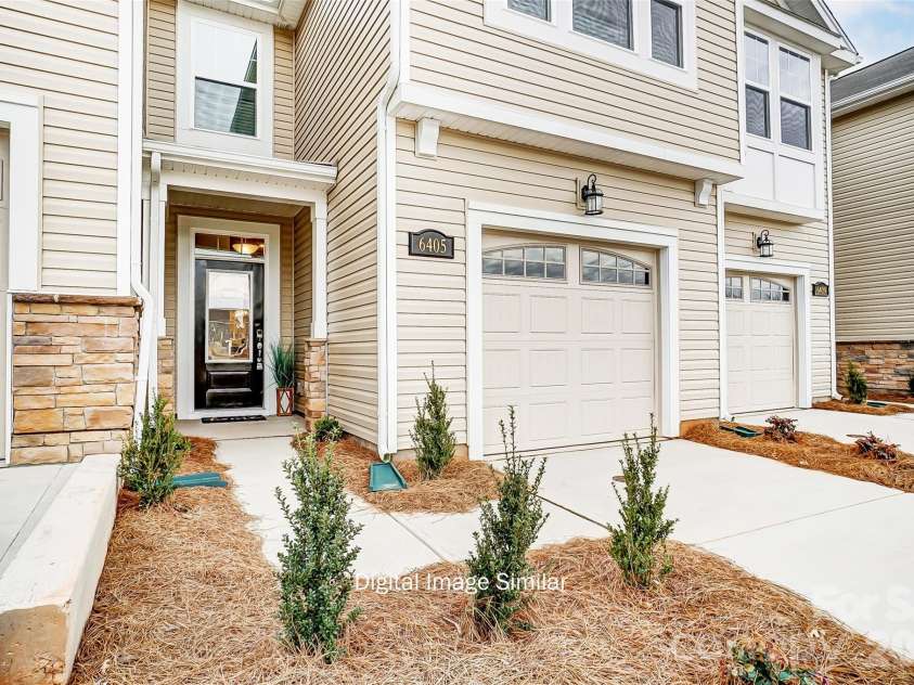 7516 Hodges Meadow Lane, Charlotte, NC 28213.  MLS# CAR4389020, YatesRealty ID 35491. 