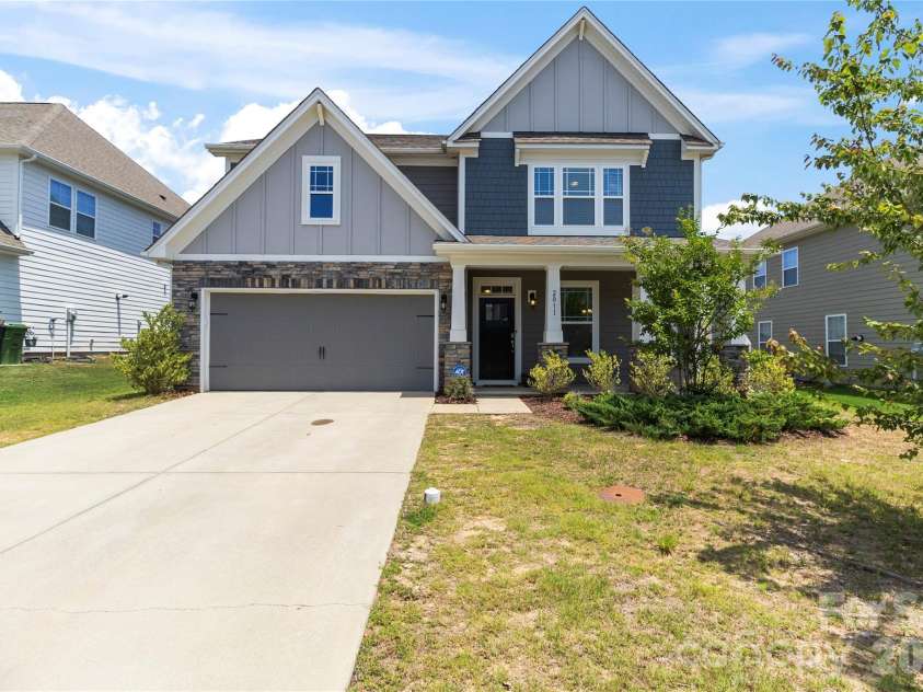 2011 Saddlebred Drive, Iron Station, NC 28080.  MLS# CAR4399891, YatesRealty ID 35492. 
