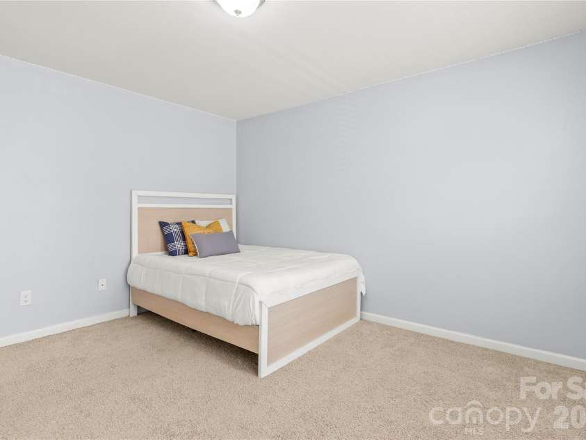 2011 Saddlebred Drive, Iron Station, NC 28080.  MLS# CAR4399891, YatesRealty ID 35492. 