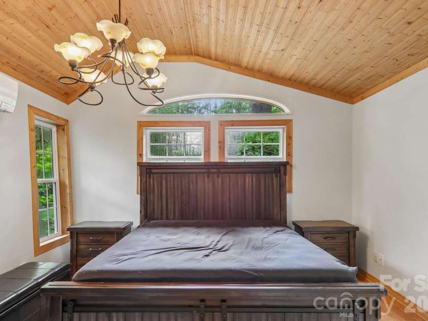 61 Bo Diddly Lane, Cedar Mountain, NC 28718.  MLS# CAR4399464, YatesRealty ID 35495. 