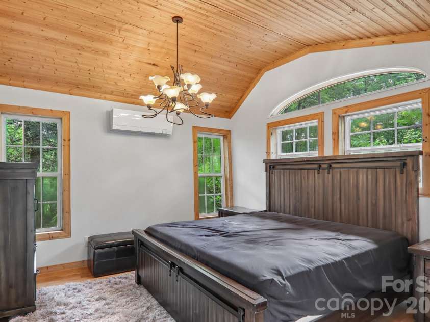 61 Bo Diddly Lane, Cedar Mountain, NC 28718.  MLS# CAR4399464, YatesRealty ID 35495. 