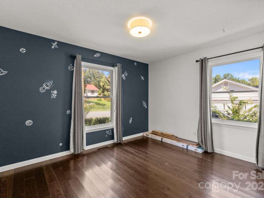 104 Oak Street, Belmont, NC 28012.  MLS# CAR4295231, YatesRealty ID 35496. 