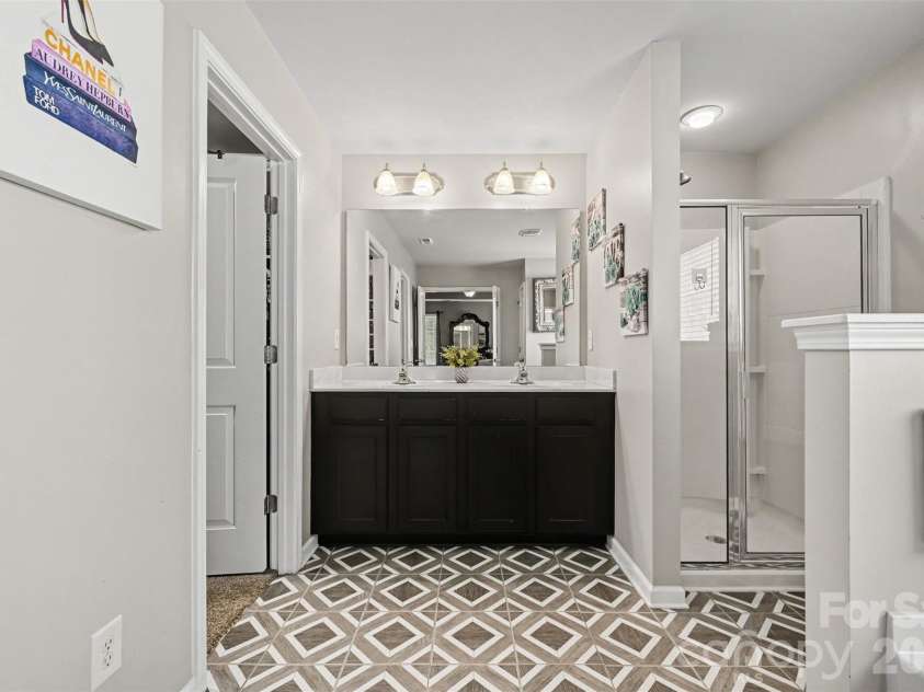 5700 Verducci Lane, Waxhaw, NC 28173.  MLS# CAR4392048, YatesRealty ID 35497. Primary ensuite is so convenient and private.