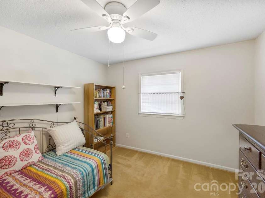 6010 Pleasant Grove Road, Charlotte, NC 28216.  MLS# CAR4401539, YatesRealty ID 35498. 