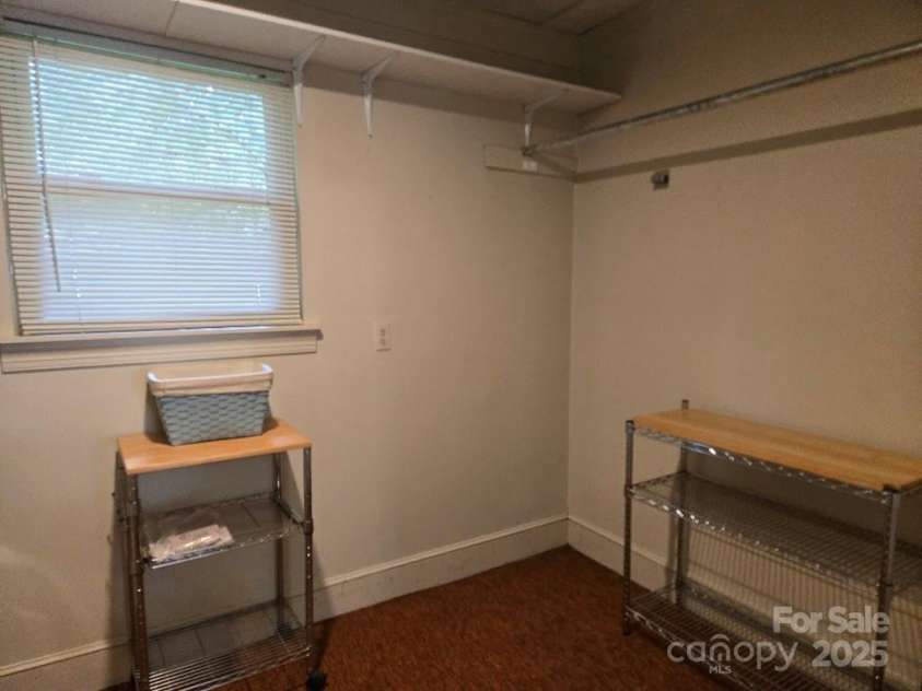 9517 Gregory Place, Charlotte, NC 28227.  MLS# CAR4290729, YatesRealty ID 35498. 