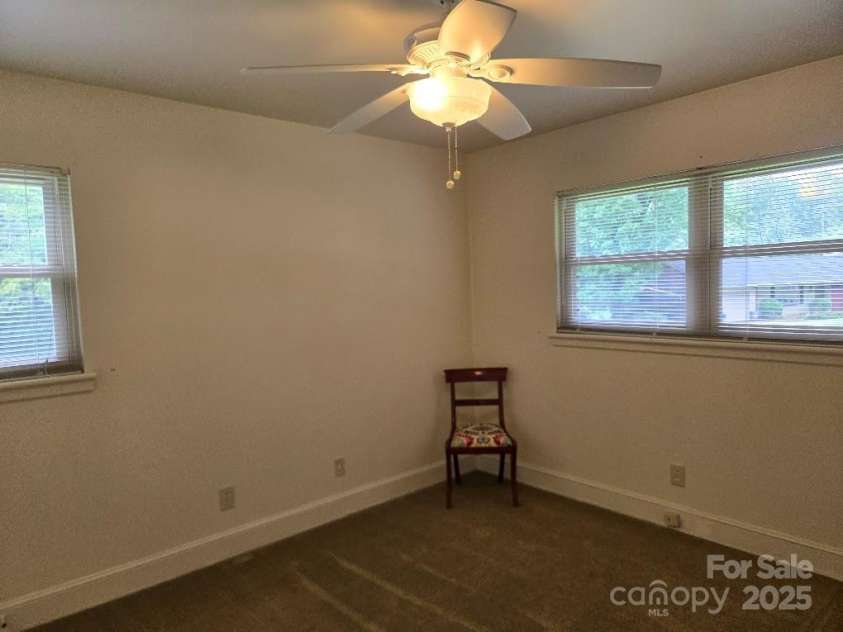9517 Gregory Place, Charlotte, NC 28227.  MLS# CAR4290729, YatesRealty ID 35498. 