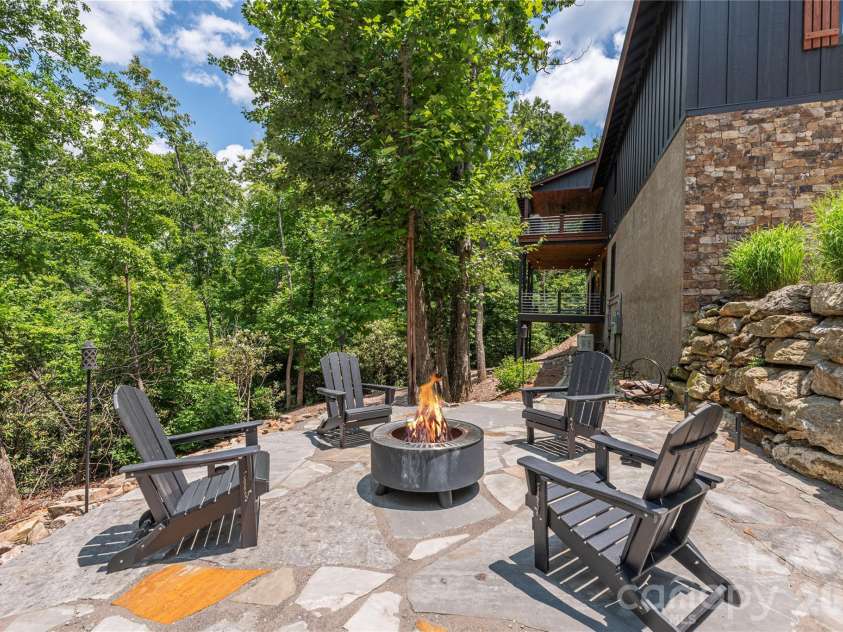 28 & 30 Garren View Drive, Fairview, NC 28730.  MLS# CAR4397889, YatesRealty ID 35499. Outdoor firepit