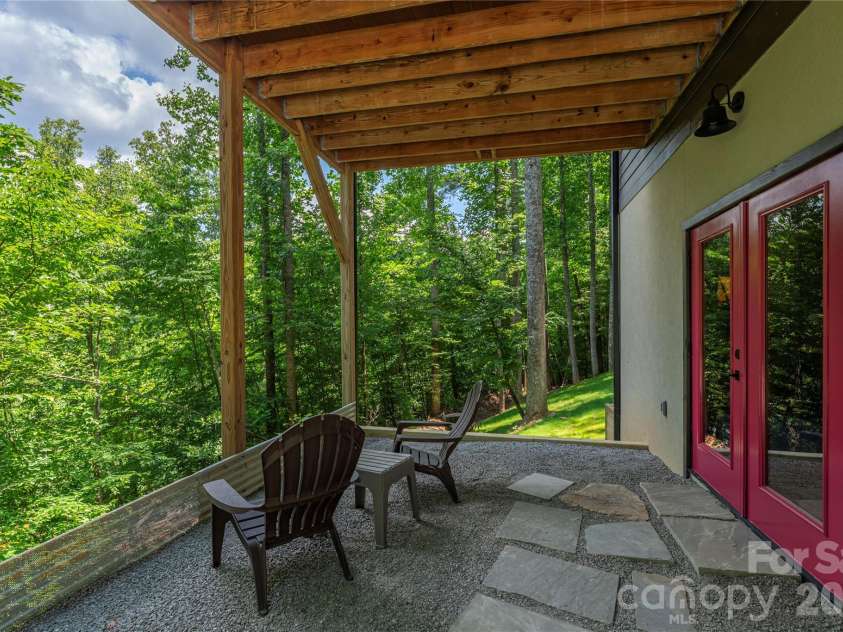 28 & 30 Garren View Drive, Fairview, NC 28730.  MLS# CAR4397889, YatesRealty ID 35499. Patio space