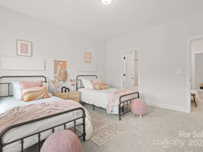 137 Cherry Springs Lane, Asheville, NC 28804.  MLS# CAR4322702, YatesRealty ID 355. Representative Image