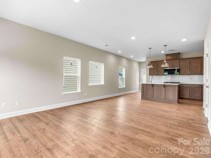 137 Cherry Springs Lane, Asheville, NC 28804.  MLS# CAR4385529, YatesRealty ID 355. 