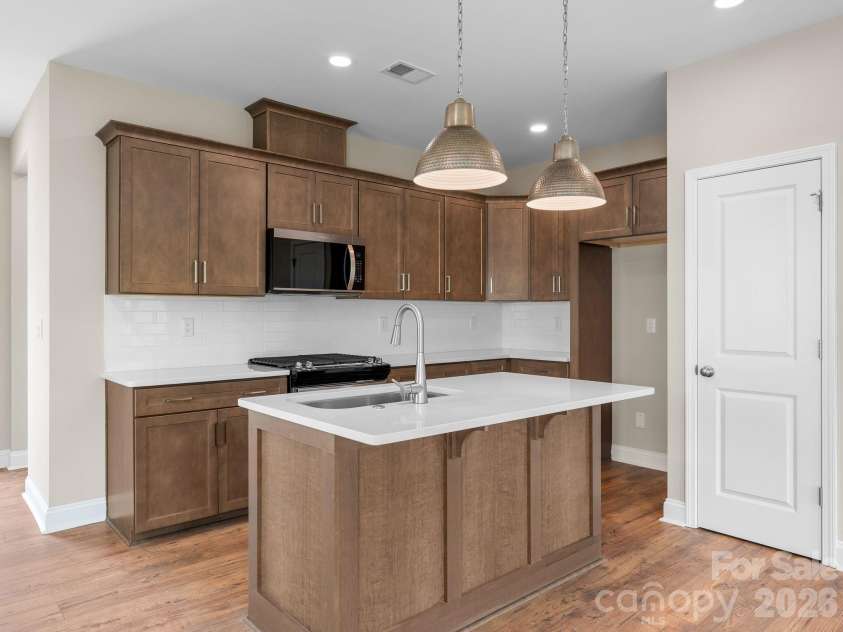 137 Cherry Springs Lane, Asheville, NC 28804.  MLS# CAR4385529, YatesRealty ID 355. 