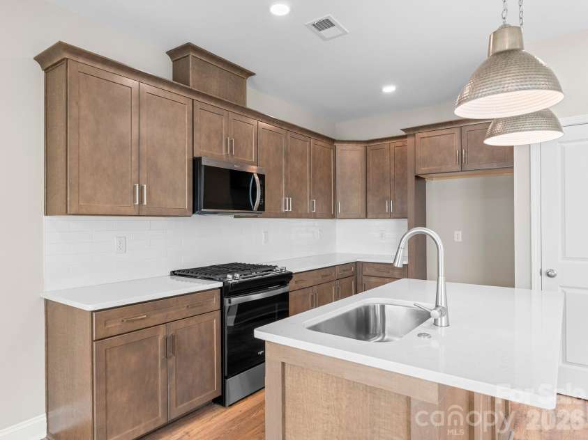 137 Cherry Springs Lane, Asheville, NC 28804.  MLS# CAR4385529, YatesRealty ID 355. 