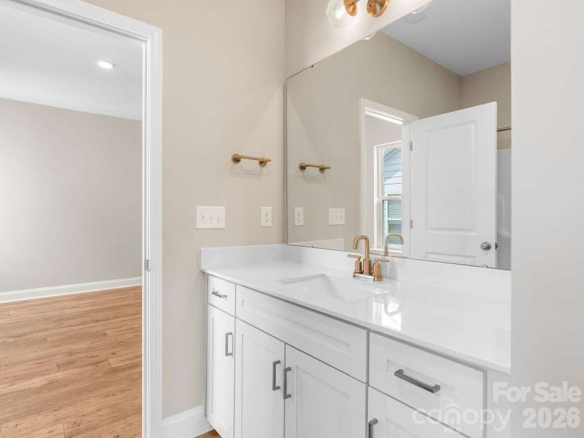 137 Cherry Springs Lane, Asheville, NC 28804.  MLS# CAR4385529, YatesRealty ID 355. 