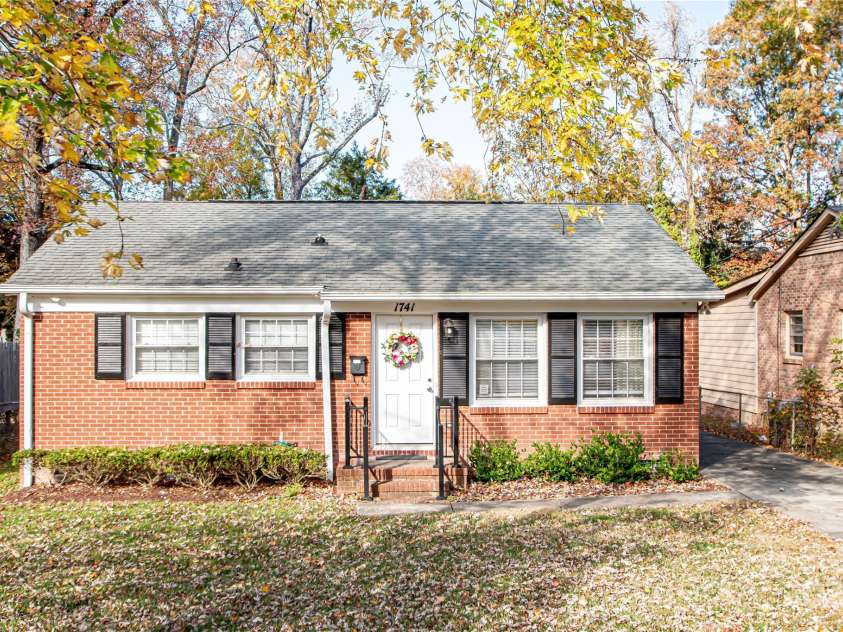 1741 Dallas Avenue, Charlotte, NC 28205.  MLS# CAR4320346, YatesRealty ID 3550. 