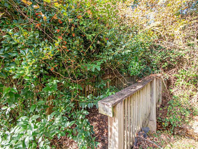 1741 Dallas Avenue, Charlotte, NC 28205.  MLS# CAR4320346, YatesRealty ID 3550. 