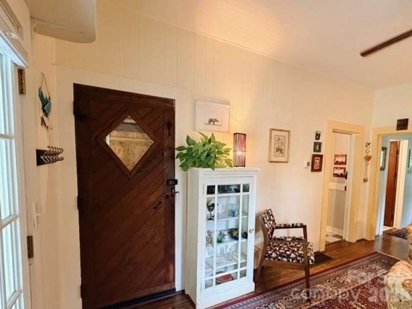 23 Leatherwood Lane, Hendersonville, NC 28739.  MLS# CAR4400223, YatesRealty ID 35500. 