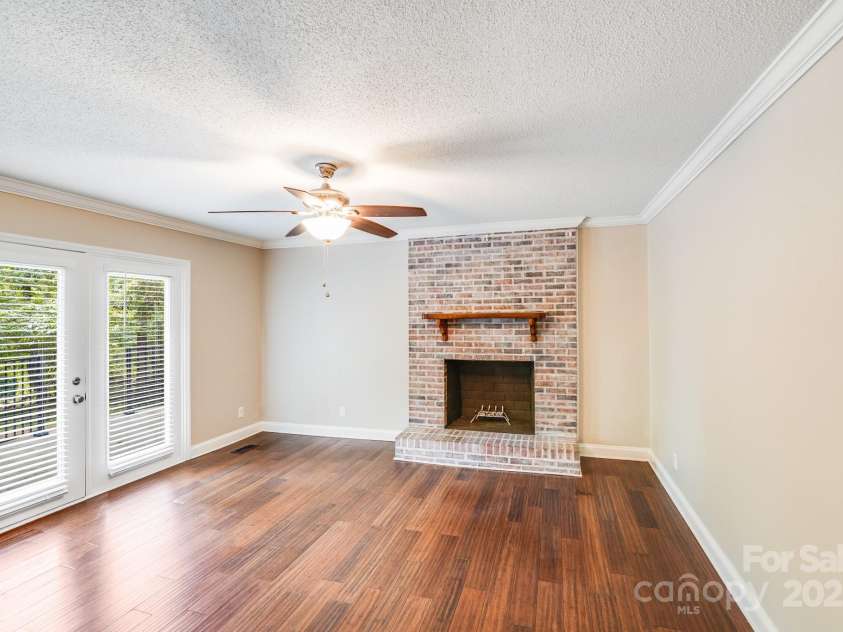2606 Camelot Drive, Rock Hill, SC 29732.  MLS# CAR4286606, YatesRealty ID 35500. 
