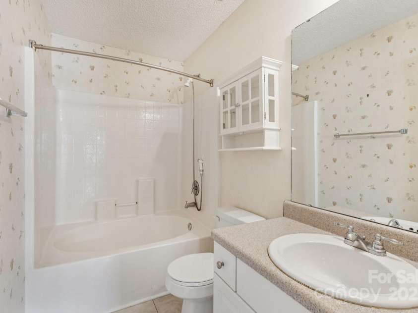 707 Dalebrook Lane, Rock Hill, SC 29730.  MLS# CAR4280708, YatesRealty ID 35501. 