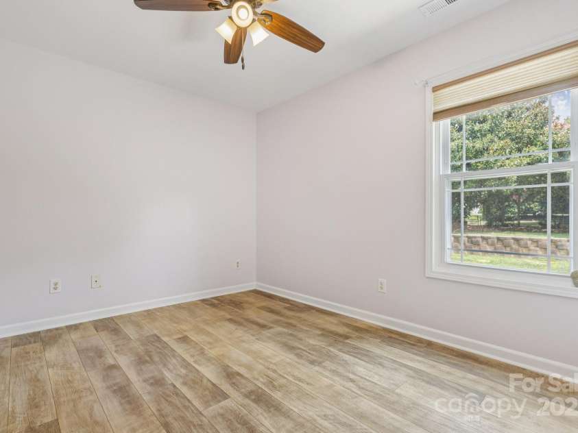 707 Dalebrook Lane, Rock Hill, SC 29730.  MLS# CAR4280708, YatesRealty ID 35501. 