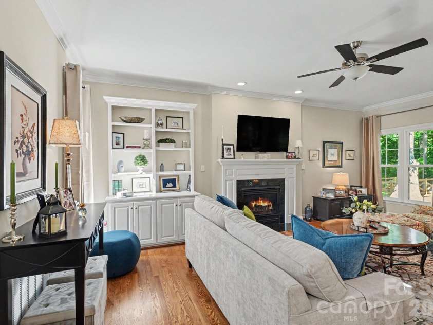 4335 Winterberry Ridge Court, Winston Salem, NC 27103.  MLS# CAR4389980, YatesRealty ID 35502. 