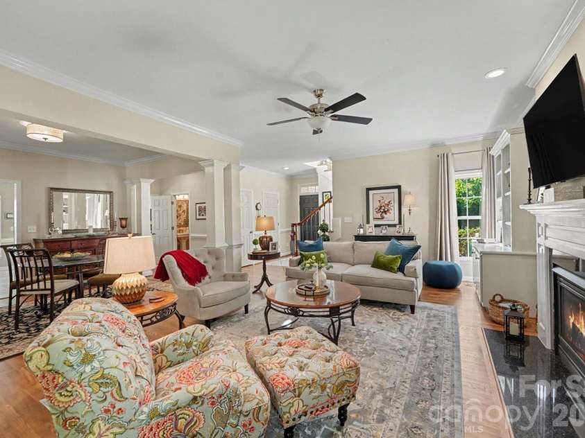 4335 Winterberry Ridge Court, Winston Salem, NC 27103.  MLS# CAR4389980, YatesRealty ID 35502. 