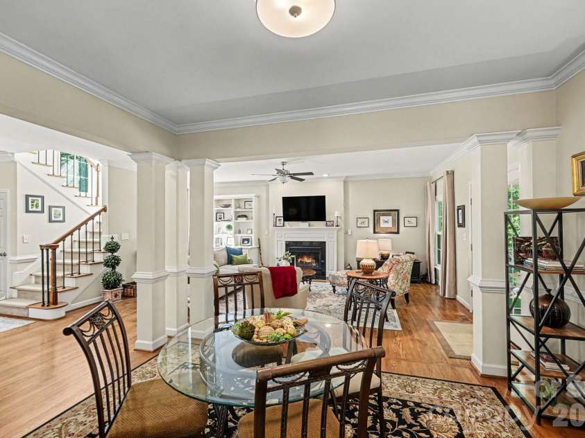 4335 Winterberry Ridge Court, Winston Salem, NC 27103.  MLS# CAR4389980, YatesRealty ID 35502. 