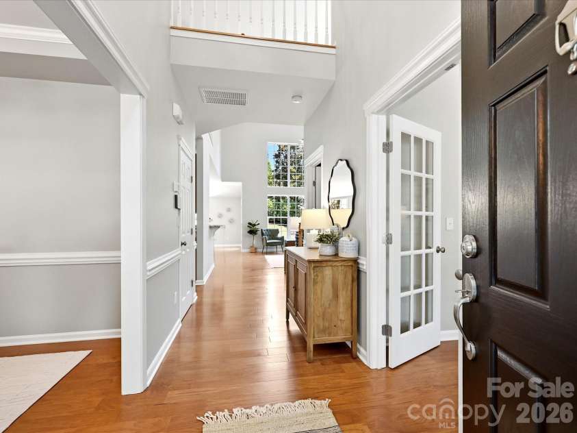 1173 STONEDOWN Lane, Matthews, NC 28104.  MLS# CAR4399448, YatesRealty ID 35503. 