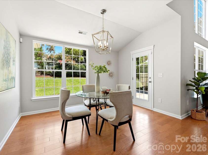 1173 STONEDOWN Lane, Matthews, NC 28104.  MLS# CAR4399448, YatesRealty ID 35503. 