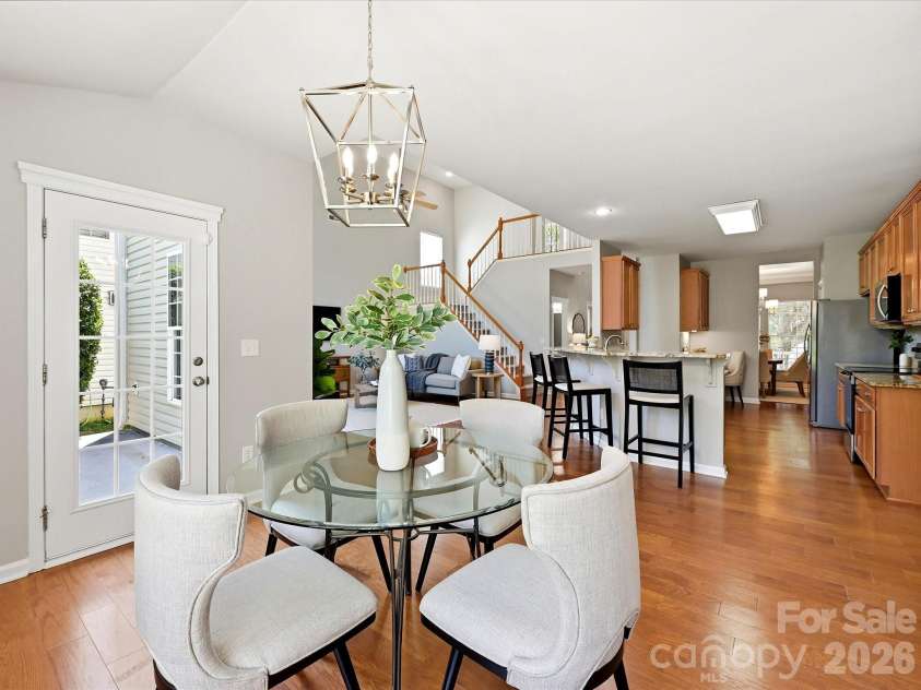 1173 STONEDOWN Lane, Matthews, NC 28104.  MLS# CAR4399448, YatesRealty ID 35503. 