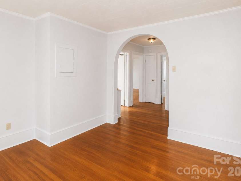 2337 NC 10 Highway, Newton, NC 28658.  MLS# CAR4400172, YatesRealty ID 35504. 