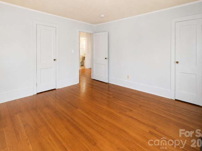 2337 NC 10 Highway, Newton, NC 28658.  MLS# CAR4400172, YatesRealty ID 35504. 