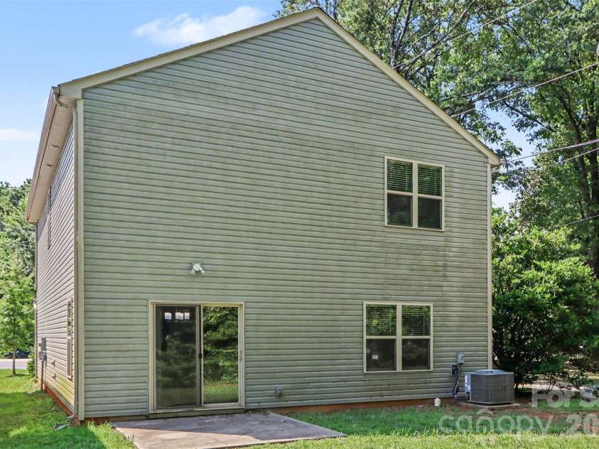 7319 Neal Road, Charlotte, NC 28262.  MLS# CAR4400171, YatesRealty ID 35505. 
