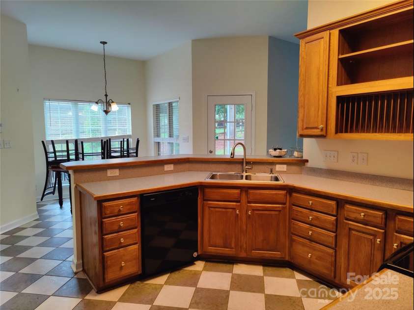 8625 Quarters Lane, Mint Hill, NC 28227.  MLS# CAR4284539, YatesRealty ID 35506. 