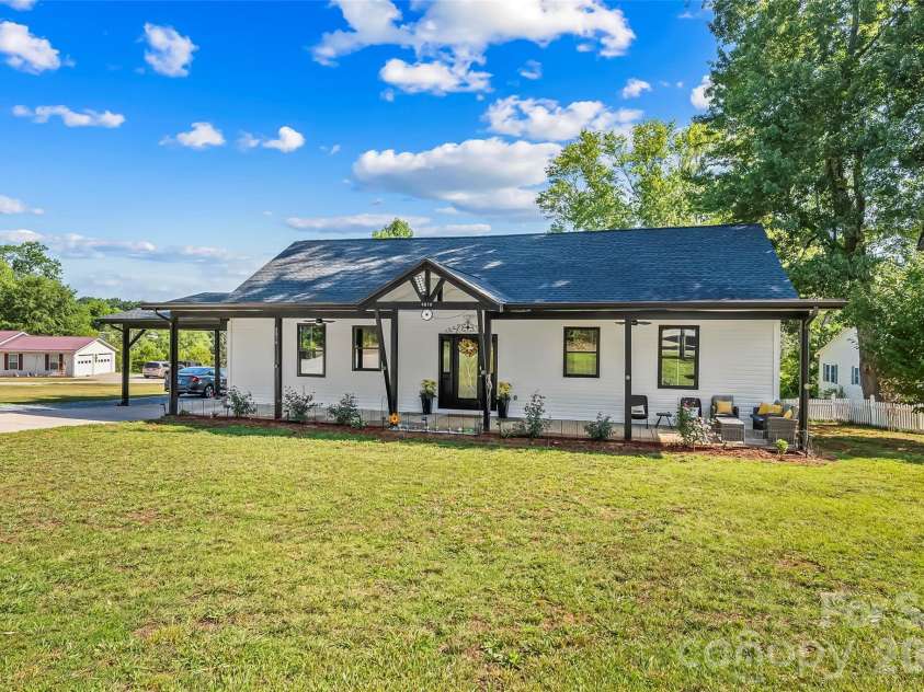 4816 Klutz Place, Granite Falls, NC 28630.  MLS# CAR4401378, YatesRealty ID 35509. 