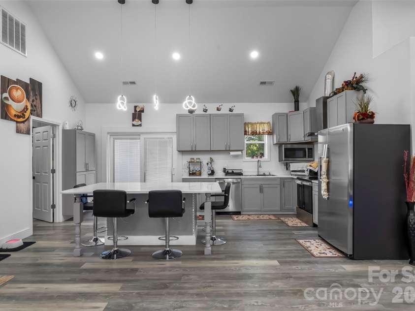 4816 Klutz Place, Granite Falls, NC 28630.  MLS# CAR4401378, YatesRealty ID 35509. 